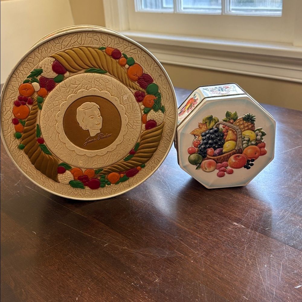 Set of 2 Vintage fruit tins